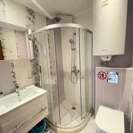 Apartment Sunny Varvara